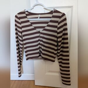 ONLY Striped Cropped V-Neck Top in Brown and Cream